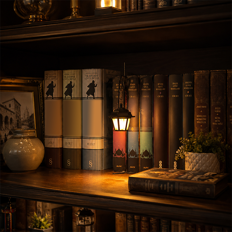 Limited Edition📚👻 Enchanted Bookshelf Lantern Bundle – Library Lantern & Ghost Lantern Set