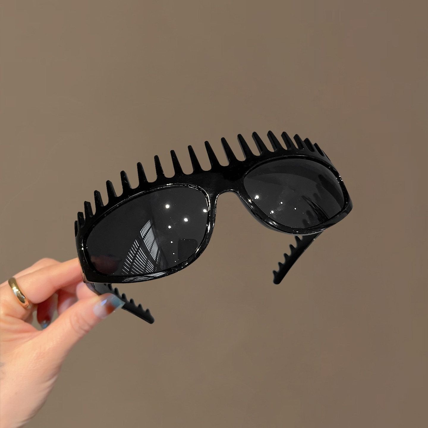 ⭐️Last Day 50% OFF😎 2-In-1 Tortoiseshell Headband Sunglasses – Stylish Shade & Hair Control in Seconds